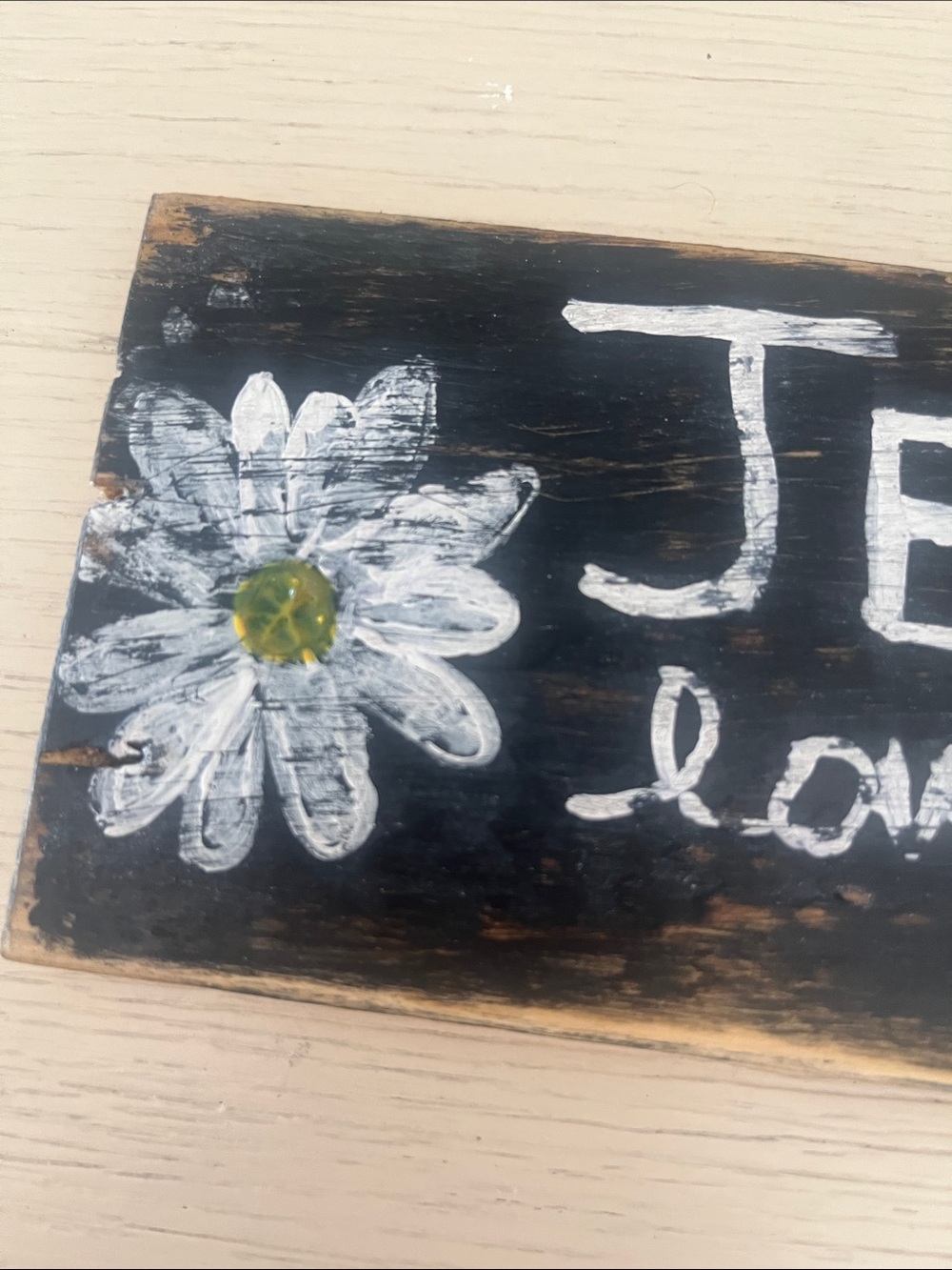 Rustic Hand Crafted Black "Jesus Loves Me" Wooden Sign with White Daisies - Picture 2 of 10